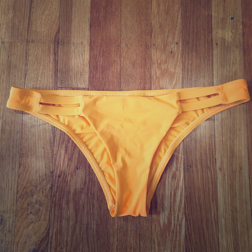 Vitamin A Neutra hipster bottoms in Mimosa